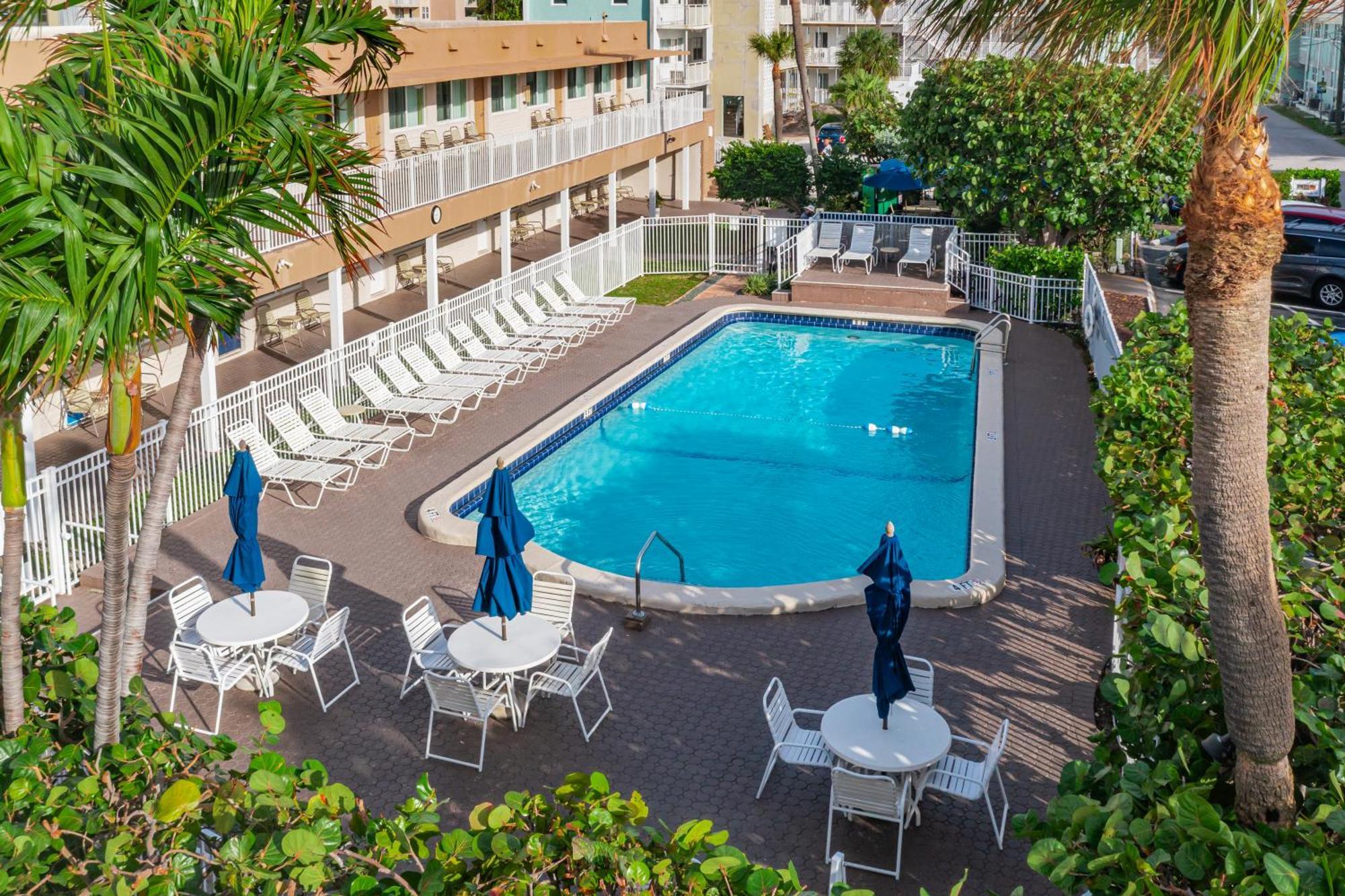 Enchanted Isle Hollywood Beach Resort Buitenkant foto